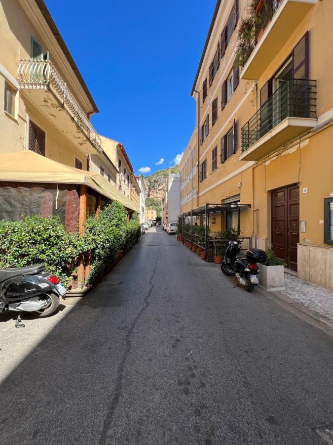 Sea Apartments Terracina Exterior photo